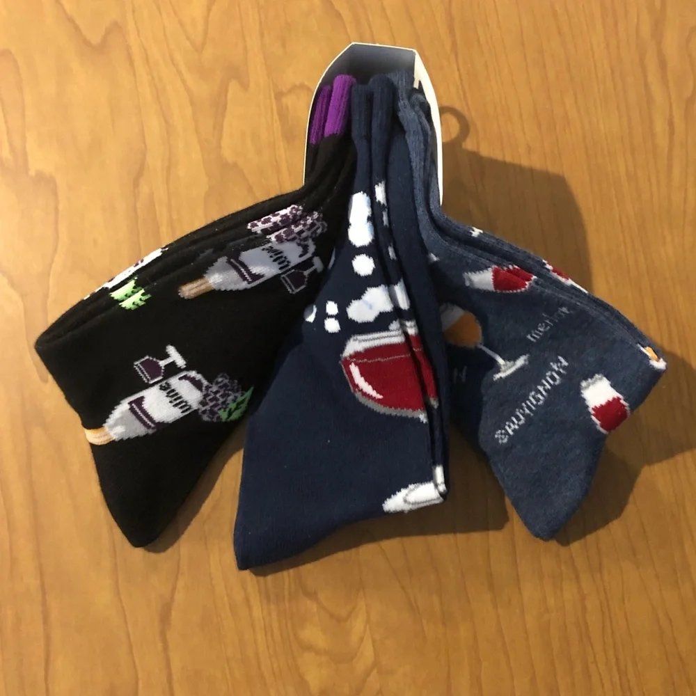 TeeHee Women’s Wine Crew Socks 3-Pack NWT